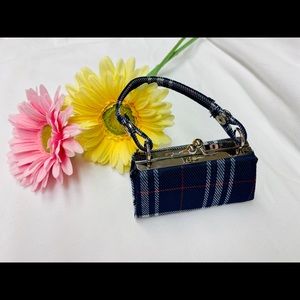 💕Tiny Lipstick 👄 Purse💕